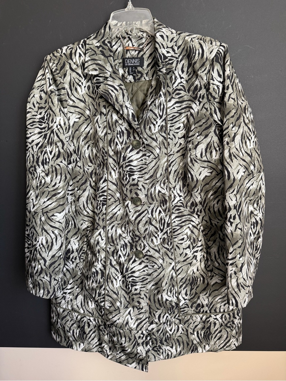 Dennis Basso Printed Women's Quilted Rain Jacket. Size Medium. EUC